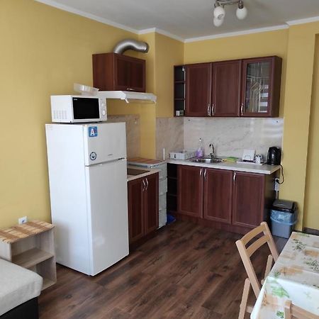 Апартамент Наталия Apartment Бургас Екстериор снимка